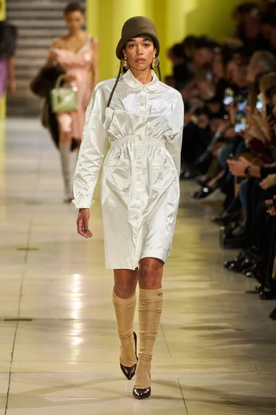 Look 65